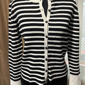 $$$$$ SOLD &$$$$&
Zara Black and Cream Striped Cardigan